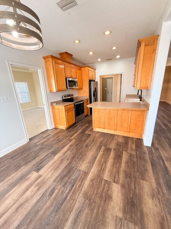 Photo - 2409 Riverside Dr