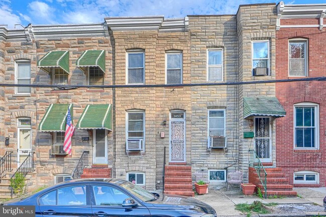 1453 Woodall St