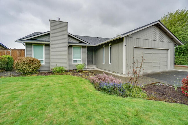 Photo - BEAUTIFUL THREE BEDROOM RANCH IN WEST LONGVIEW