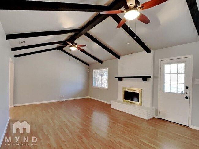 Photo - 5727 Bogart Dr