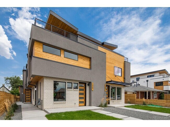 Photo - 1466 Zenobia St