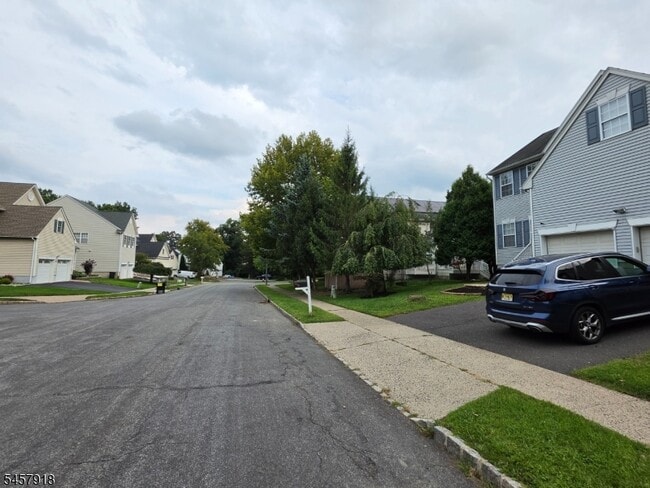 Photo - 36 Wexford Way