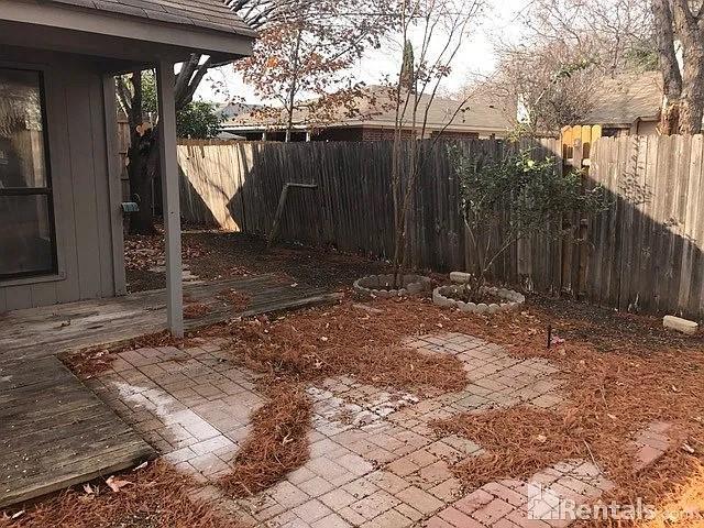 Photo - 205 Arabian Ln