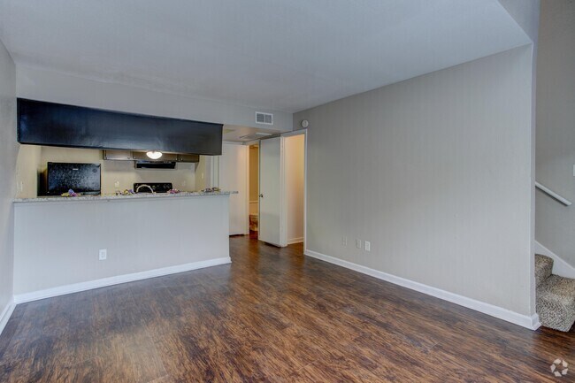 Living Area - Heights 2121 Apartments