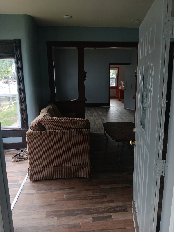 Photo - 126 Putnam St SW