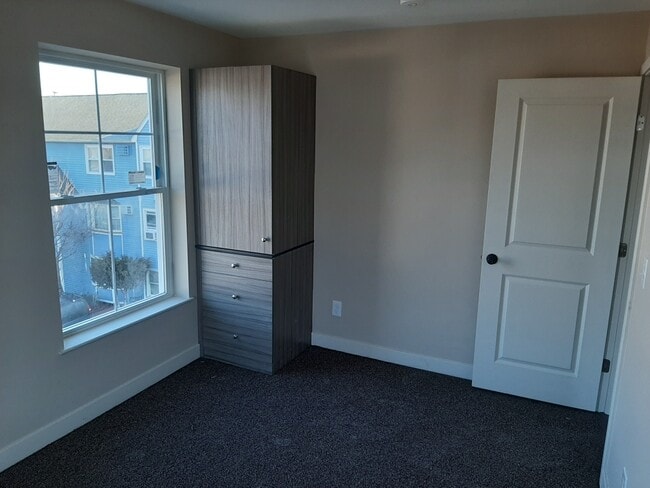 Photo - 55 3rd W St Unit 1