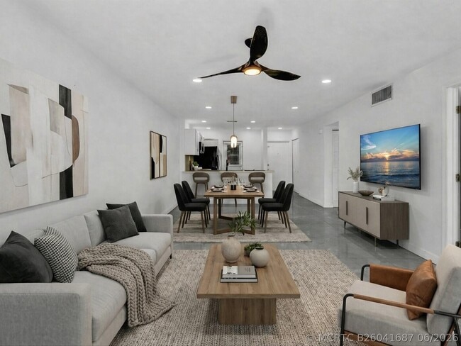 Building Photo - 2451 SW 82nd Ave Unit 108