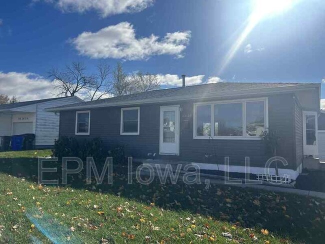 Photo - 4821 Midway Dr NW