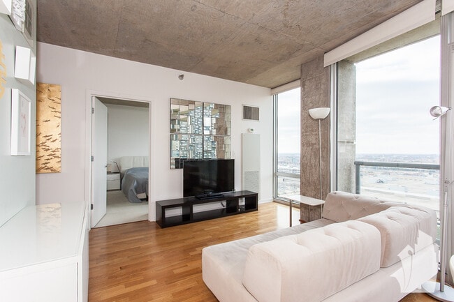 Photo - 611 S Wells St Unit 02404a