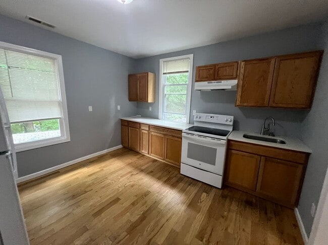 Photo - 395 Bradbury St Unit APT 2