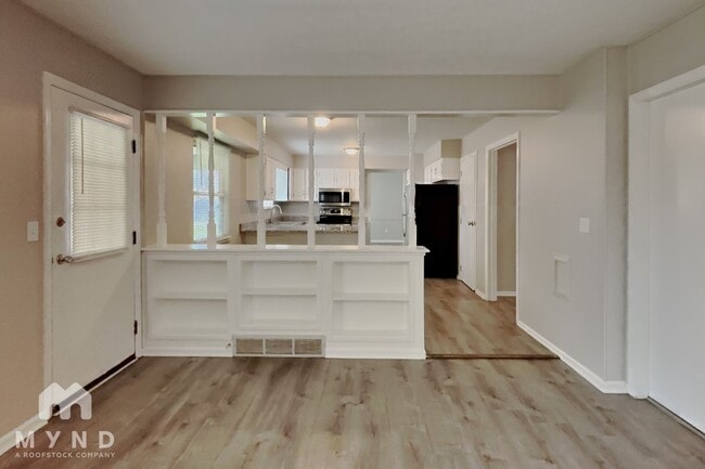 Photo - 1525 Francisco Rd