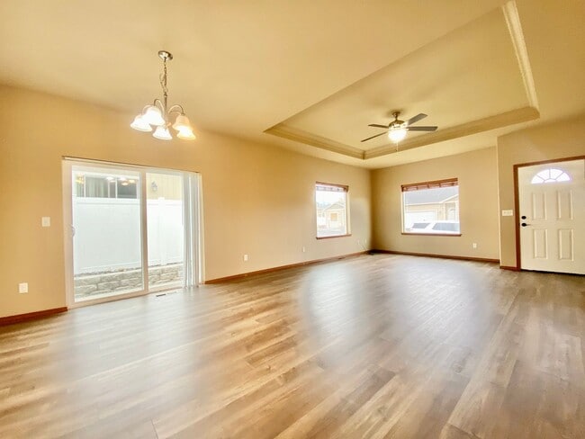 3102 Swan Ave Unit 2