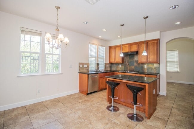 Photo - 4 Bedroom 3 Bathroom House | AMSI | Alexandr Metlinski