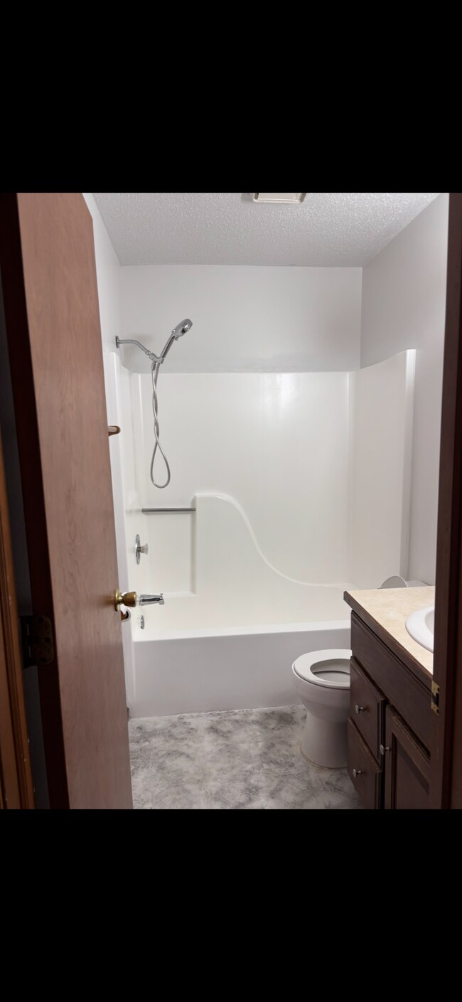 Photo - 315 E 2nd St Unit 315 E 2nd st Oglesby