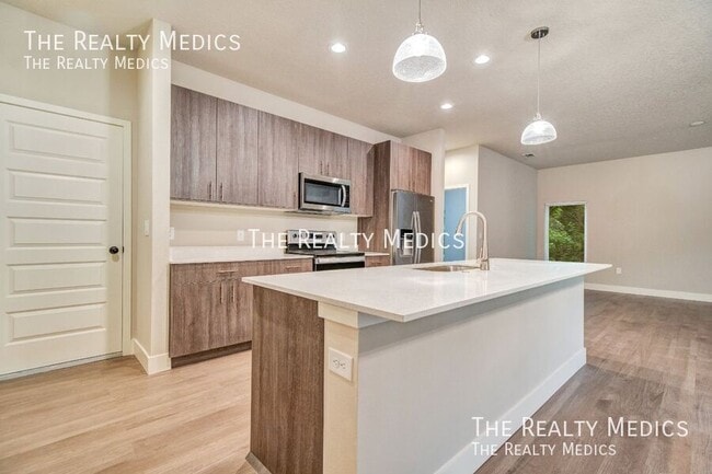 Photo - 1493 Hayworth Cir NW
