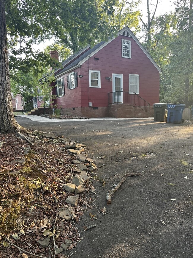 Photo - 1517 N Roxboro St