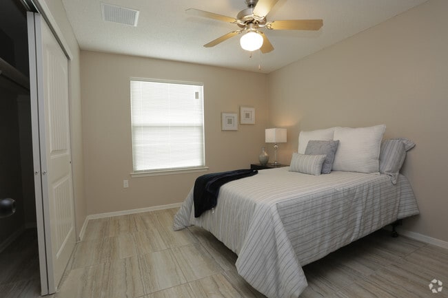 Dyer Palms - Dyer Palms Apartments