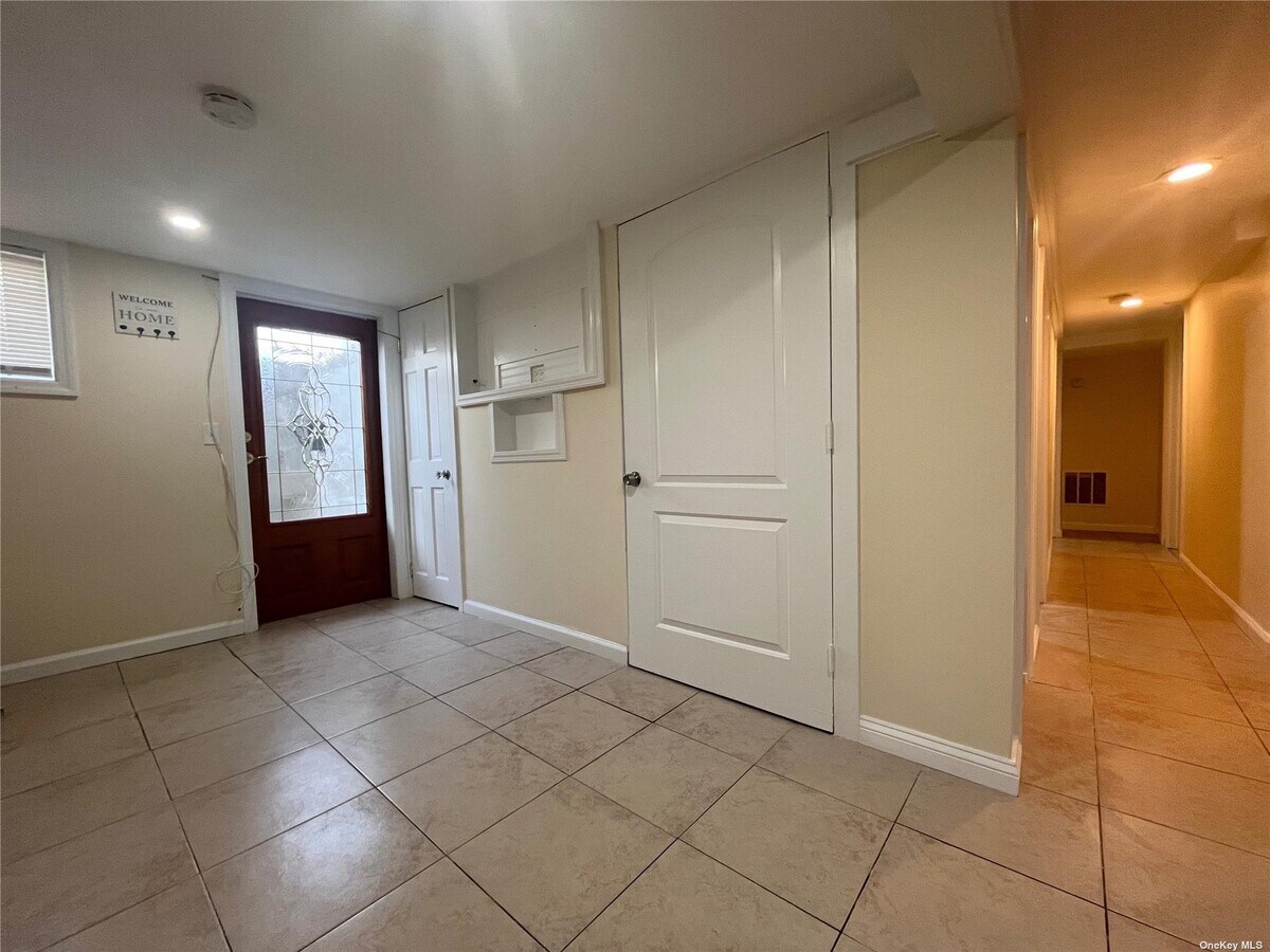 Photo - 61 Fulton St