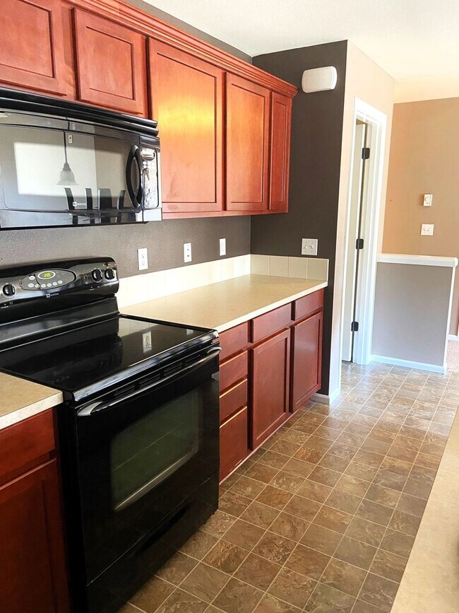 355 Tremont Ave Unit 201
