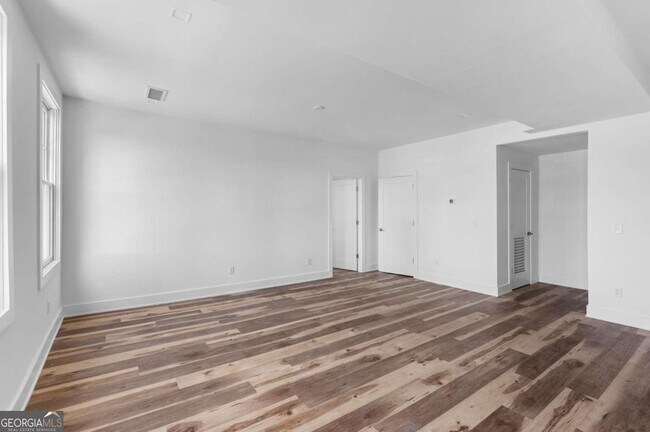 Photo - 2909 Peachtree Rd NE Unidad 307