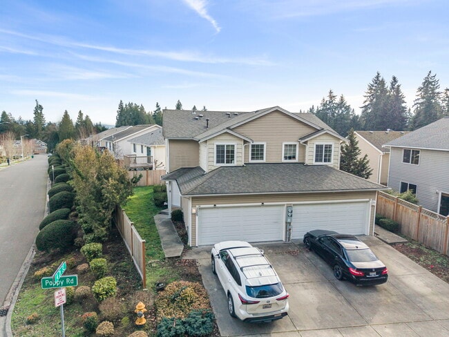 Photo - 306 Poppy Rd