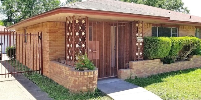 Photo - 4942 Rockport Dr