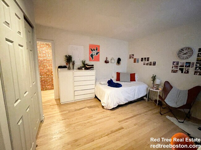 Photo - 73 Gainsborough St Unidad 101