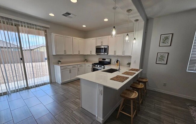 Photo - 9137 W Sells Dr