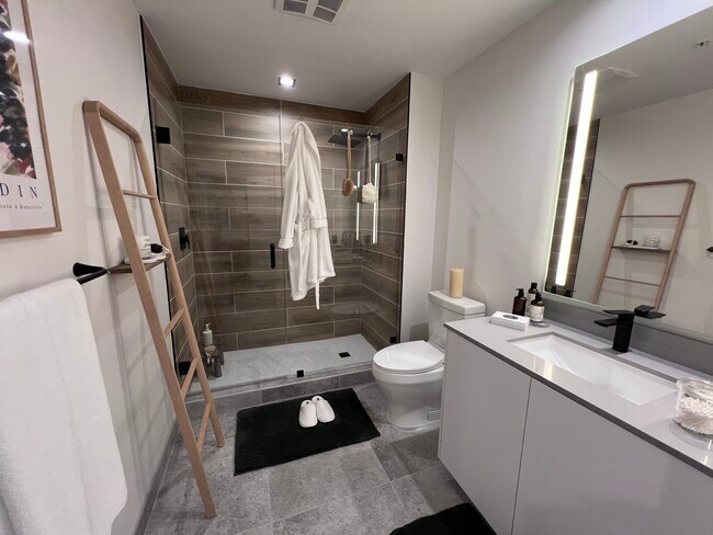113 NW 24th St Unit S2