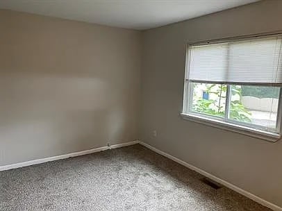 Photo - 207 N Summit St