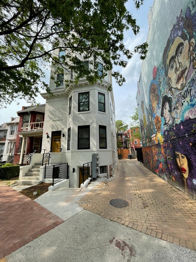 75 Florida Ave NW Unidad 4