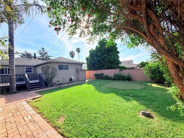 Photo - 15459 Three Palms St