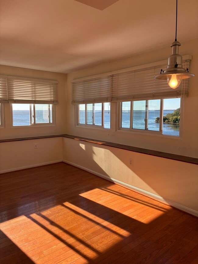 Photo - 1 Bedroom Waterfront Condo in Historic Dow...