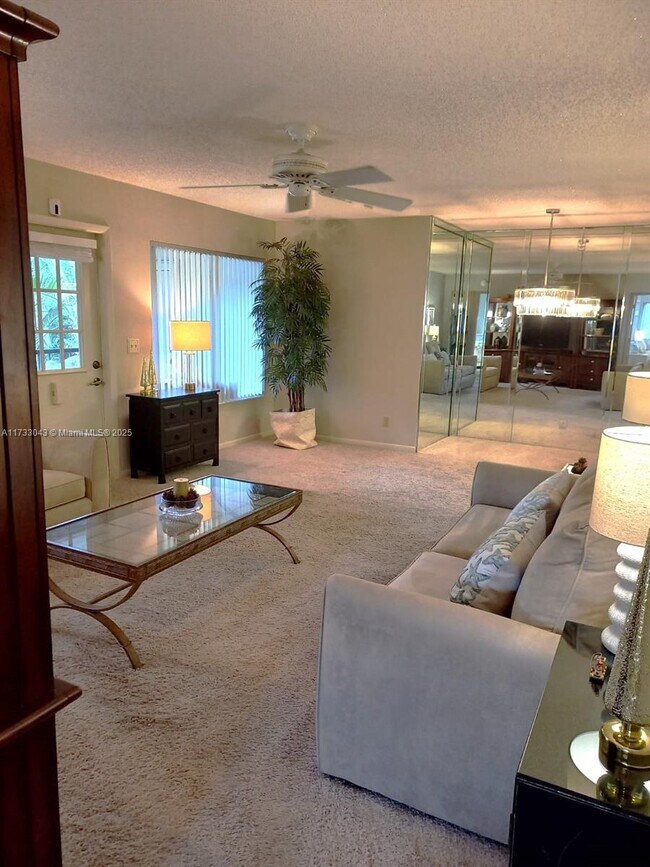 Photo - 442 Pine Glen Ln Unit D-2