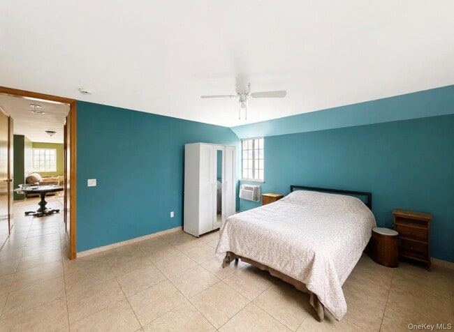 Photo - 15-35 153rd Pl