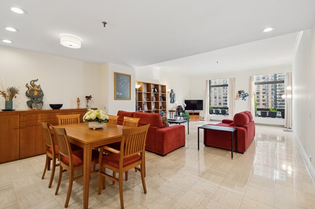 Photo - 680 N Lake Shore Dr Unit 1219