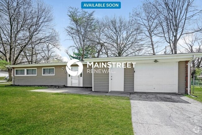 Building Photo - 6910 Woodhurst Dr Rental
