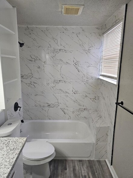 Photo - 8010 Miley St