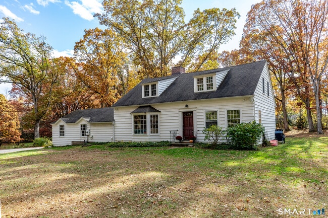 Building Photo - 255 Woodbury Rd