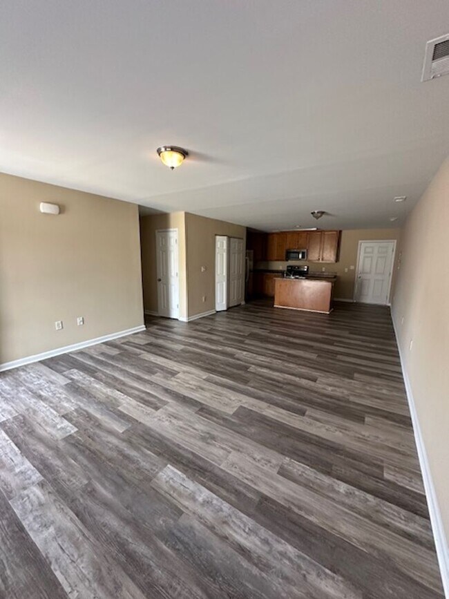 Photo - 3 Bedroom 2 Bathroom Duplex