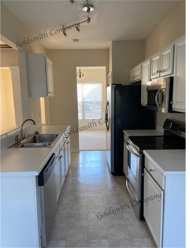 Photo - 503 Coffield Dr