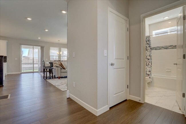 Photo - 5-Bed/4-Bath built in 2022!