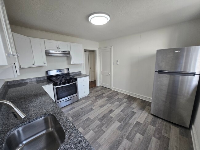 Photo - 38 S Main St Unit 2