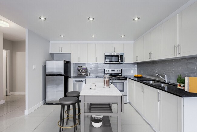 Photo - Beach Suites