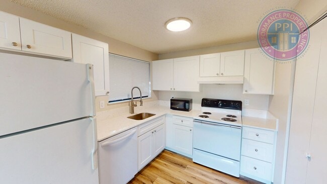 Building Photo - tuf8640 Unit 1507