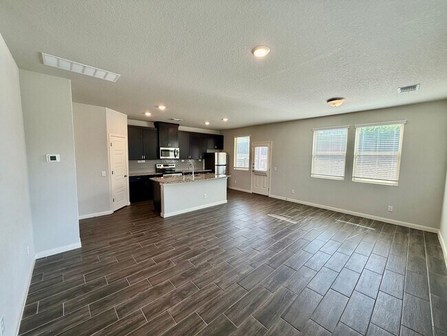 Photo - 119 Joseph Cir