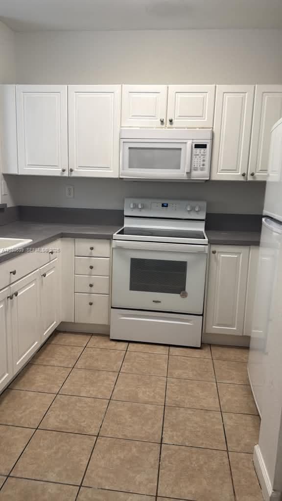 Photo - 1398 NE 33rd Ave
