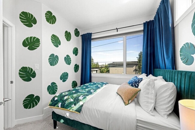 Photo - 15803-15897 97 Ave NW Unit SI ID1308603P