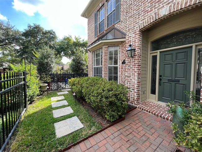 Photo - 27 Lana Ln