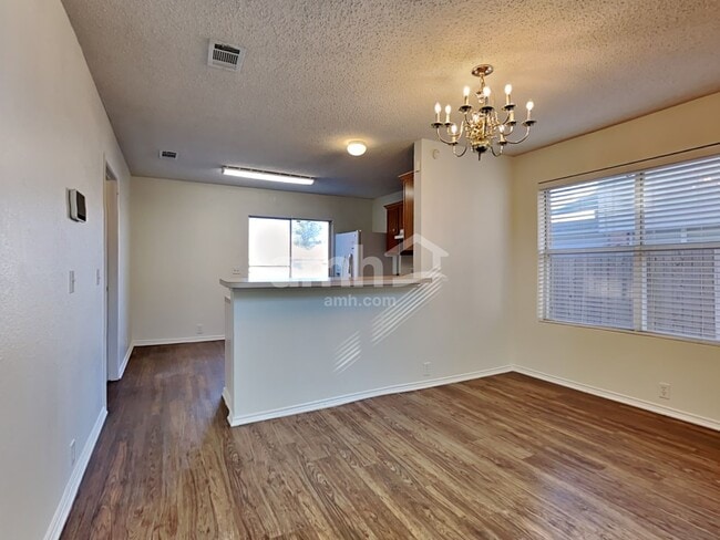 Photo - 214 High Pointe Ln